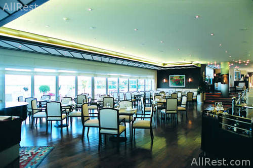 Polat Renaissance Istanbul 13